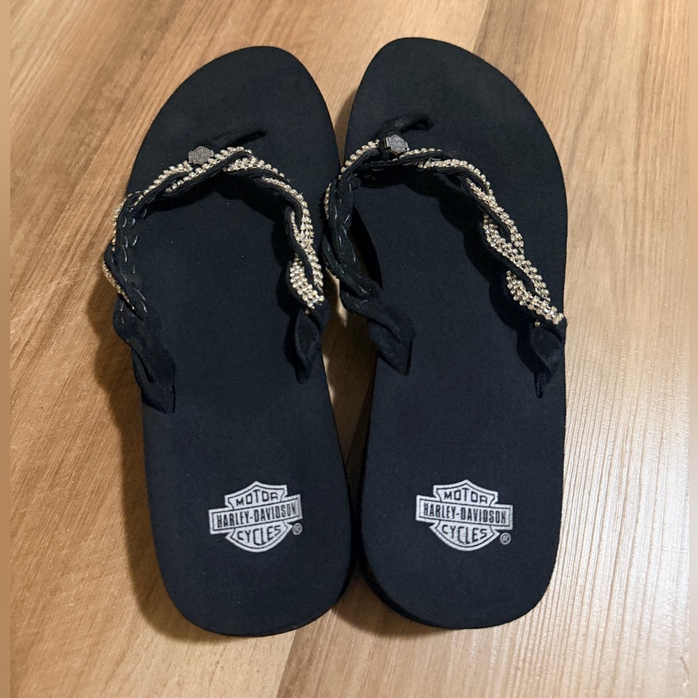 Harley-Davidson Women's Daphne Motorcycle Flip-Flop
Black rhinestones wedge 9 - Picture 5 of 12